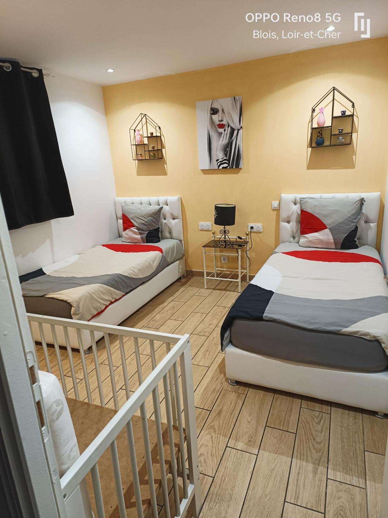 Appartement Avec Terrasse Blois Exterior photo